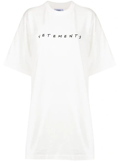 Shop Vetements Extra-long Cotton Logo T-shirt In Weiss
