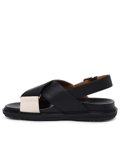 Shop Marni White And Black Fussbett Sandals
