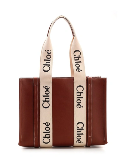 Shop Chloé Woody Medium Tote Bag In Brown