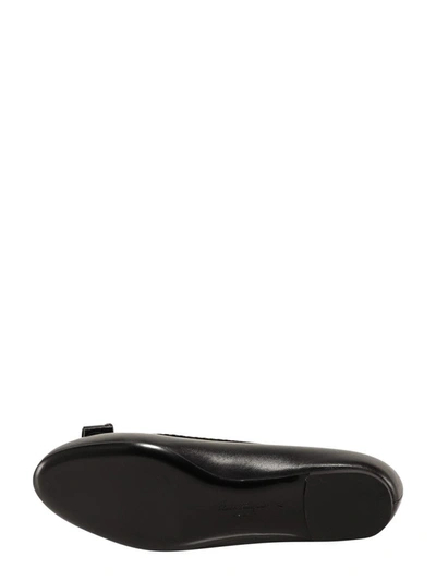 Shop Ferragamo Salvatore  Bow Ballerina Flats In Black