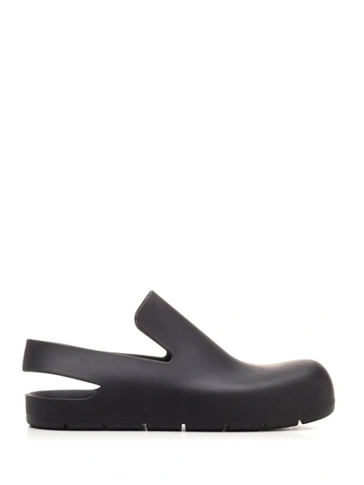 Shop Bottega Veneta Puddle Sandals In Black