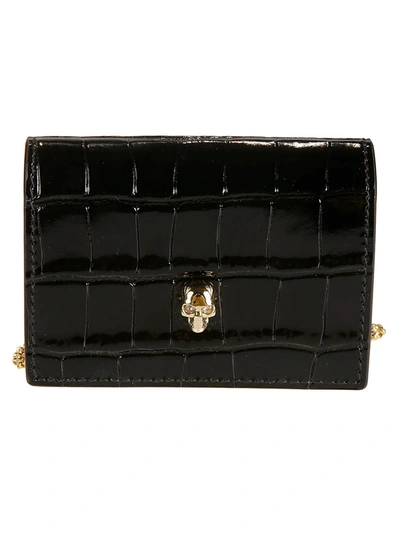 Shop Alexander Mcqueen Skull Plaque Credit Card Holder In Nero