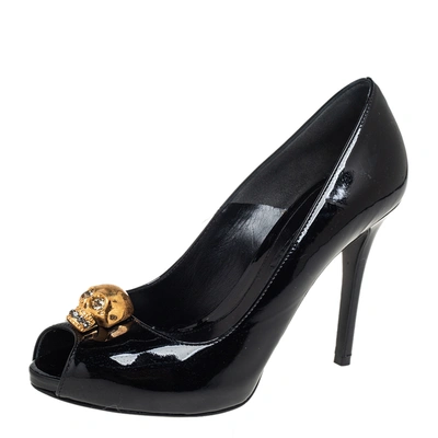 Pre-owned Alexander Mcqueen Black Patent Leather Crystal Embellished Skull Peep Toe Pumps Size 37