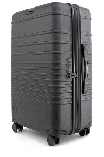 Beis The 29-inch Rolling Spinner Suitcase In Black