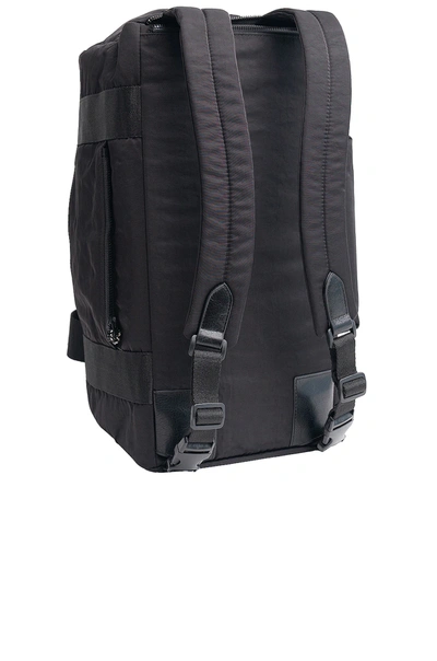 Beis The Convertible Duffle Bag In Black