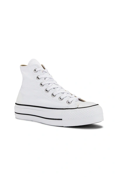 CHUCK TAYLOR ALL STAR LIFT HI 运动鞋 – 白色&黑色