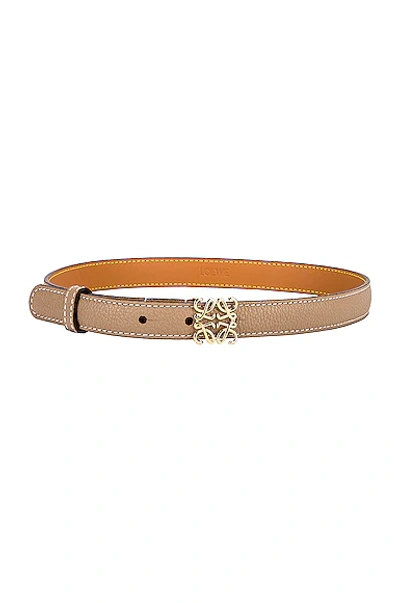 Shop Loewe Anagram 2cm Belt In Sand & Gold