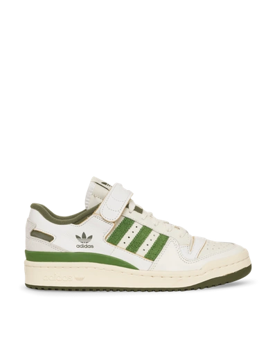 Shop Adidas Originals Forum 84 Low Sneakers In Ftwr White/crew Green