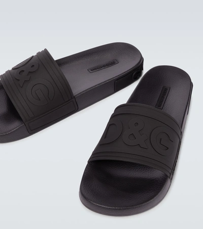 Shop Dolce & Gabbana Logo Rubber Slides In Black