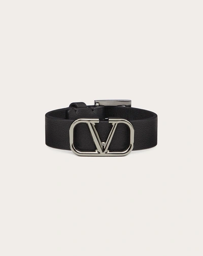 Shop Valentino Garavani Uomo Vlogo Signature Leather Bracelet In Schwarz