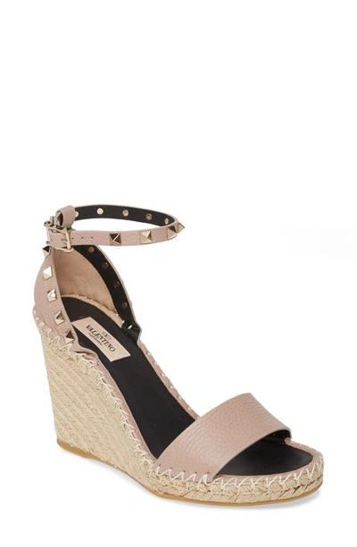 Shop Valentino Rockstud Espadrille Wedge In Poudre Leather