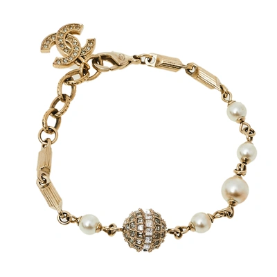 Pre-owned Chanel Gold Tone Crystal Ball And Cc Charm Bracelet