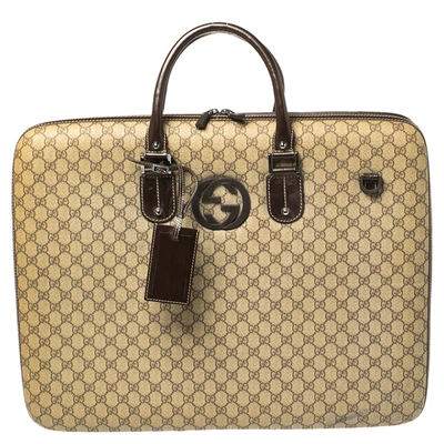Pre-owned Gucci Gg Supreme Interlocking G Garment Hard Case Travel Bag In Brown