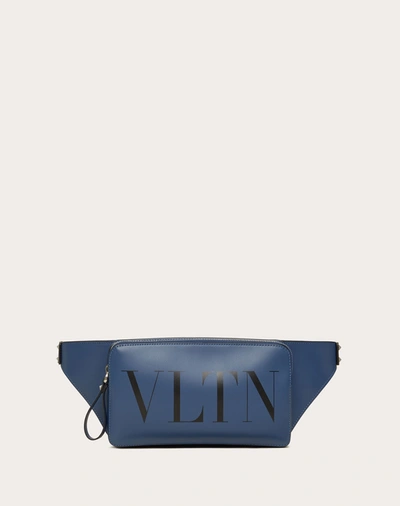 Shop Valentino Garavani Uomo Vltn Leather Belt Bag In Indigo
