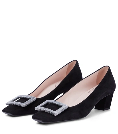 Shop Roger Vivier Belle Vivier 45 Suede Pumps In 黑色