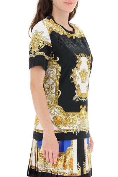 Shop Versace Medusa Print T-shirt In Black,yellow,white