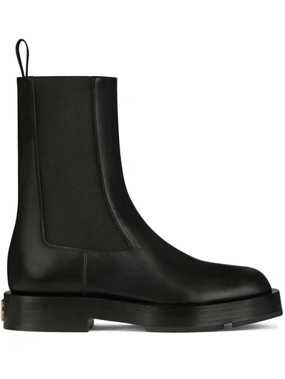 Givenchy Squared Box Leather Chelsea Boots In 黑色