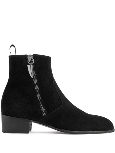 Shop Giuseppe Zanotti New York Suede Ankle Boots In 黑色