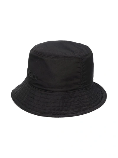 Shop Fendi Ff-motif Reversible Bucket Hat In 黑色