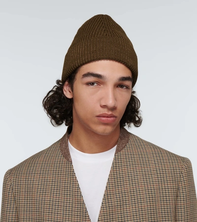 Shop Maison Margiela Ribbed Knitted Beanie In Green