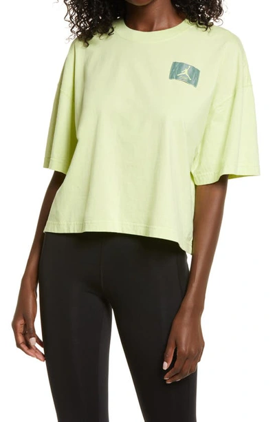 Nike Essentials Boyfriend T-shirt In Off White In Limelight | ModeSens