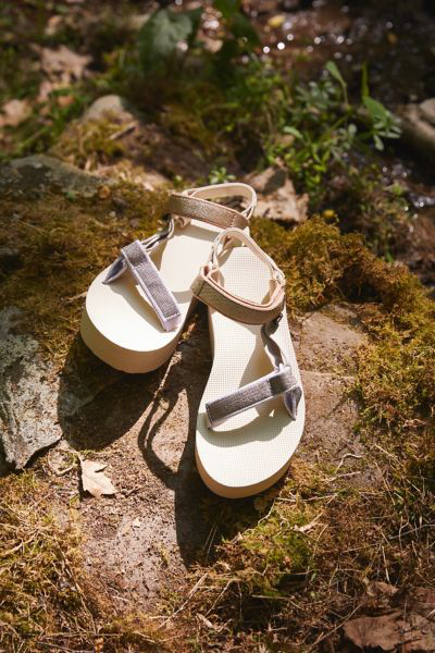 flatform universal karina