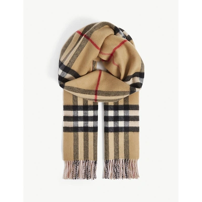 Shop Burberry Womens Frosted Pink Giant Check Tasselled-trim Cashmere Scarf