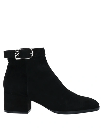 Sergio Rossi Ankle Boot In Black