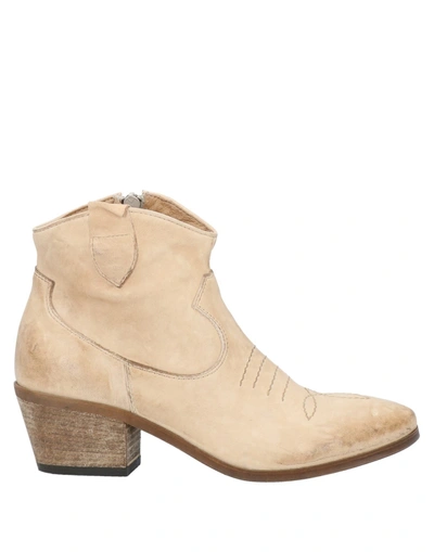 Shop Je T'aime Woman Ankle Boots Beige Size 10 Soft Leather