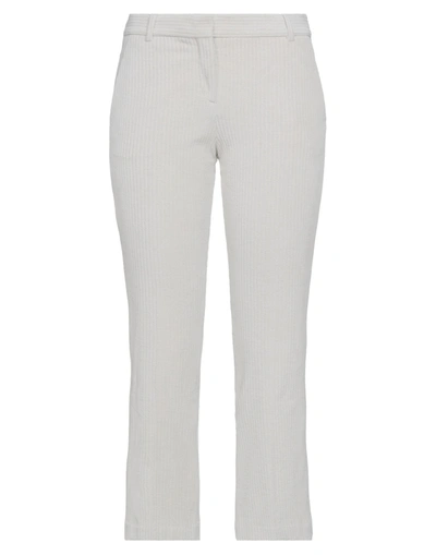 Shop Circolo 1901 Woman Cropped Pants Ivory Size 10 Cotton In White
