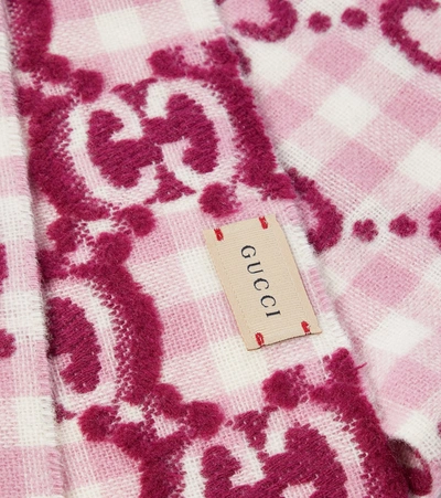 Shop Gucci Gg Wool-blend Scarf In Pink