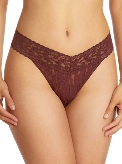 Shop Hanky Panky Signature Lace Original Rise Thong In Hickory
