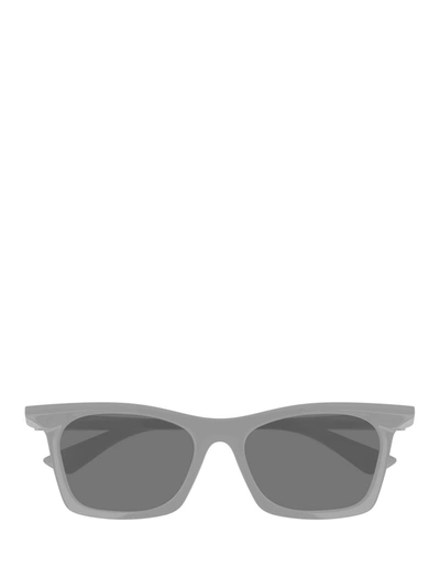 Shop Balenciaga Eyewear Rim Rectangle Sunglasses In Grey