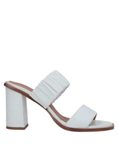 Shop Gaia Bardelli Woman Sandals White Size 8 Soft Leather
