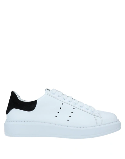 Shop Eleventy Woman Sneakers White Size 8 Soft Leather