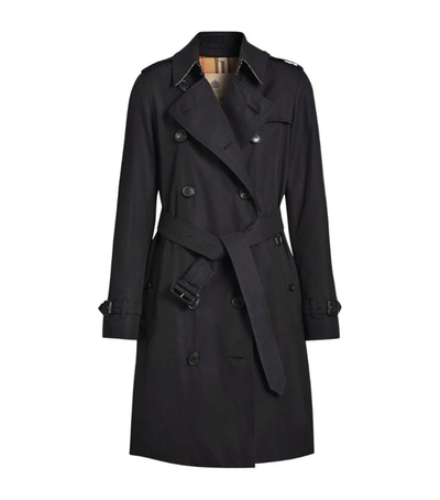 Shop Burberry The Mid-length Kensington Heritage Trench Coat In Black