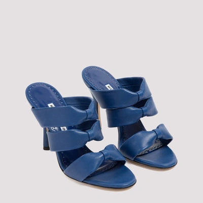 Shop Manolo Blahnik Gyrica 105 Pumps Shoes In Blue