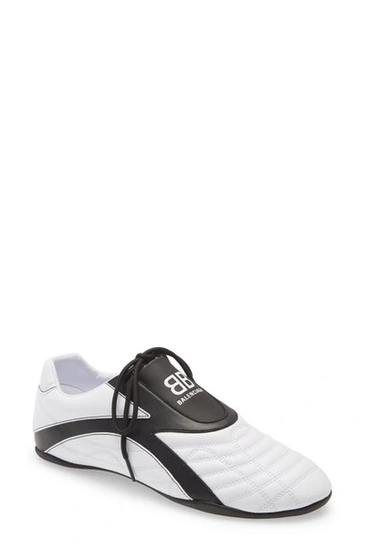 Shop Balenciaga Zen Sneaker In White/ Black