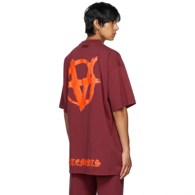 Shop Vetements Burgundy Double Anarchy T-shirt In Bordeaux / Orange