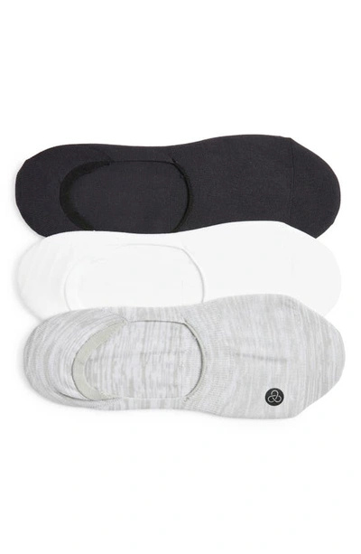 Shop Zella Assorted 3-pack No-show Sneaker Socks In White Multi