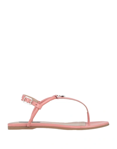 Shop Patrizia Pepe Toe Strap Sandals In Salmon Pink