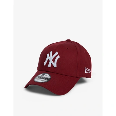 New Era 9forty New York Yankees Cotton Baseball Cap In Red And White