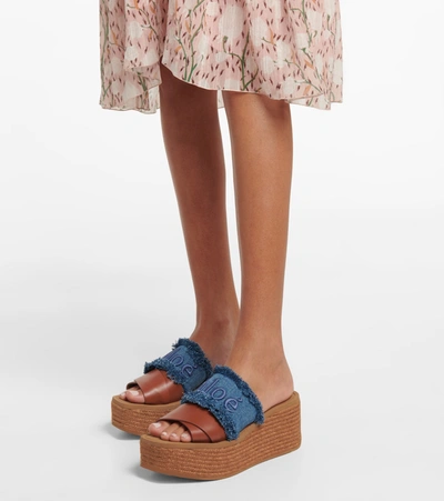 Shop Chloé Woody Denim Platform Espadrille Sandals In Blue