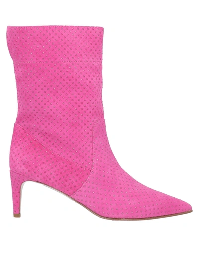 Redv Red(v) Woman Ankle Boots Fuchsia Size 6 Leather In Pink