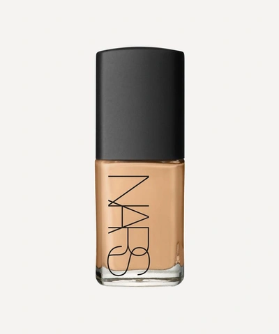 Shop Nars Sheer Glow Foundation In Valencia