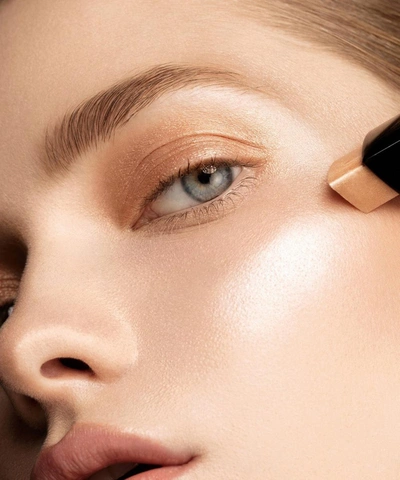 Hourglass Vanish Flash Highlighting Stick In Gold Flash 6.1g In Gold Flash