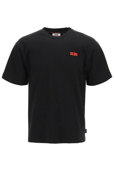 Shop Gcds T-shirt With Rubberized Micro Logo In Black (black)