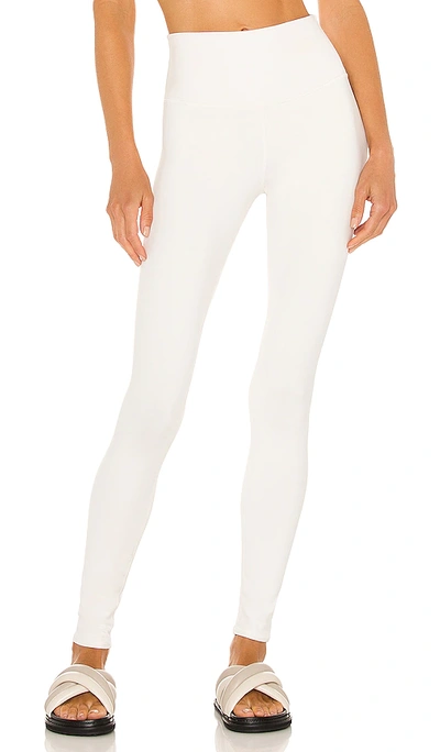 Alo Yoga Airbrush High-waist Sport Leggings In Ivory