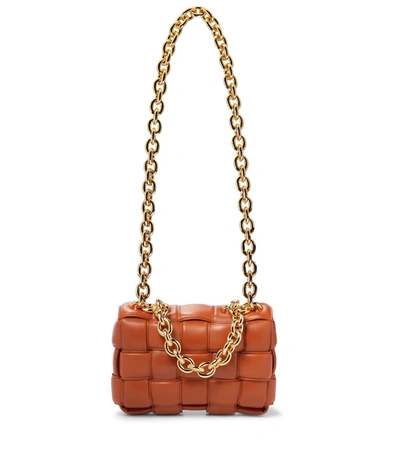 Shop Bottega Veneta Chain Cassette Leather Shoulder Bag In Orange