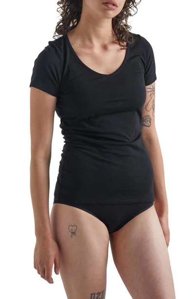 Icebreaker Siren Sweetheart Merino Wool Blend T-shirt In Black